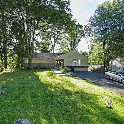 10 Marian Dr, Newburgh, NY 12550