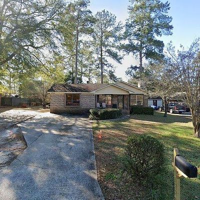 133 Jackson Dr, Leesburg, GA 31763