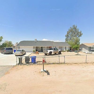 11180 Dolphin Ave, Apple Valley, CA 92308