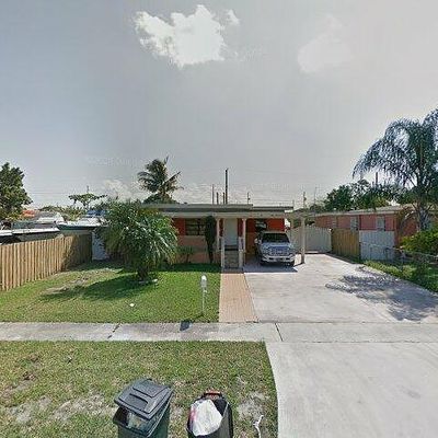 1120 W 31 St St, Hialeah, FL 33012