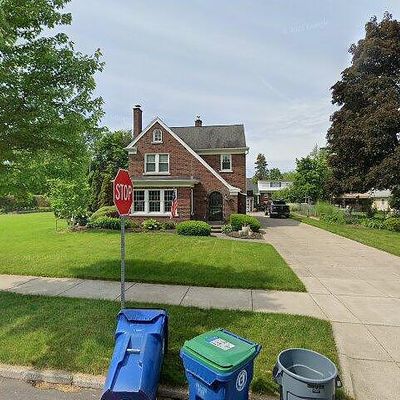 12 Bissell Dr, Buffalo, NY 14226