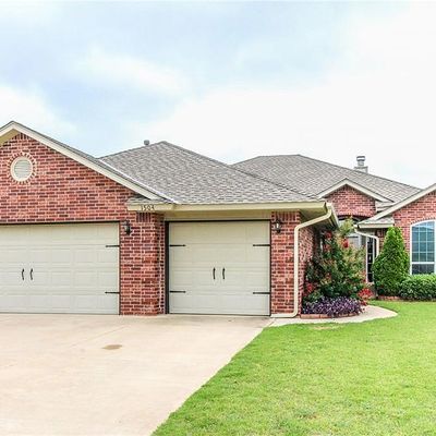 1504 Tara Dr, Moore, OK 73160