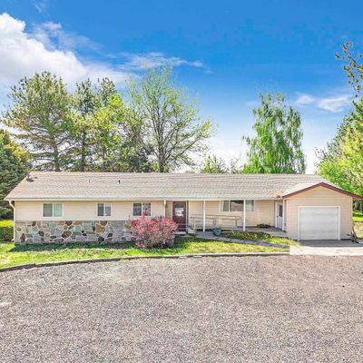 1533 9 Th Ave E, Gooding, ID 83330