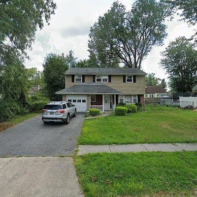 16 Monterry Dr, Newark, DE 19713