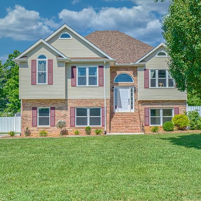 170 W Minster Dr, Baxter, TN 38544