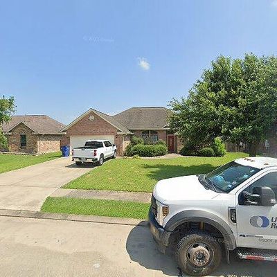 140 Robin Trl, Richwood, TX 77531