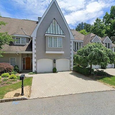 2 Normandy Ct, Ho Ho Kus, NJ 07423