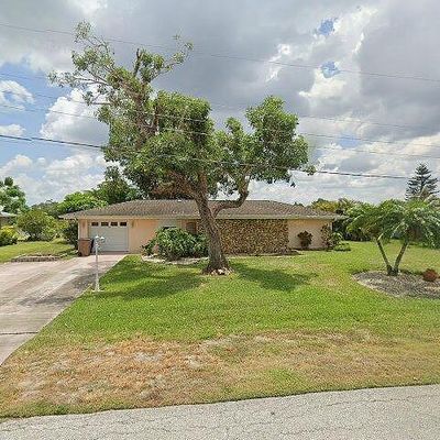 20 Greenwood Ave, Lehigh Acres, FL 33936