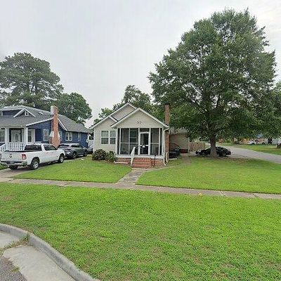 202 Cherry Ave, Hampton, VA 23661