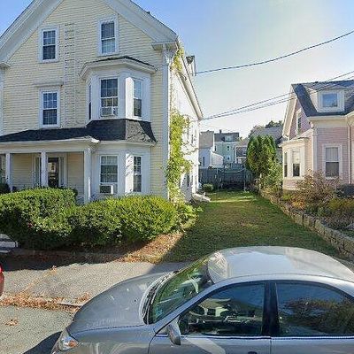 21 Mulberry St #1, Beverly, MA 01915
