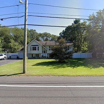 1734 Spur Dr S, Islip, NY 11751