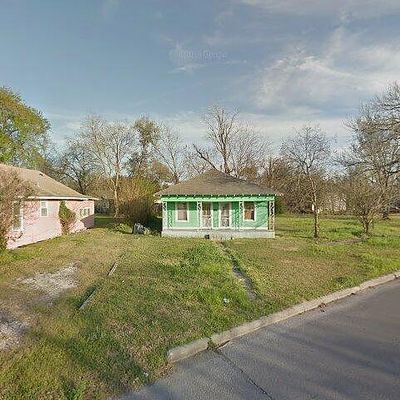 1818 13 Th St, Port Arthur, TX 77640