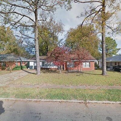 2421 Douglas Dr, Bossier City, LA 71111