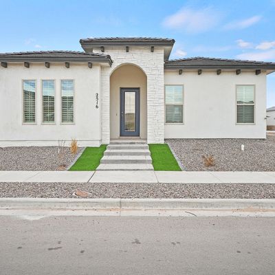 2516 Sammy Cervantes St, El Paso, TX 79938