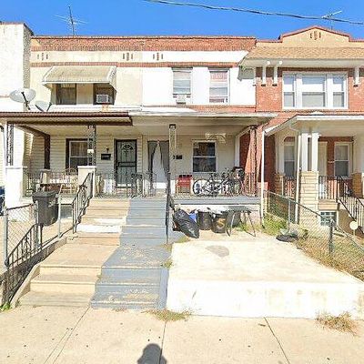 2651 S Lloyd St, Philadelphia, PA 19153