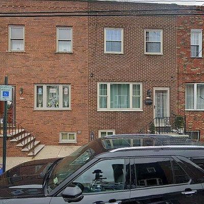 2208 S 3 Rd St, Philadelphia, PA 19148