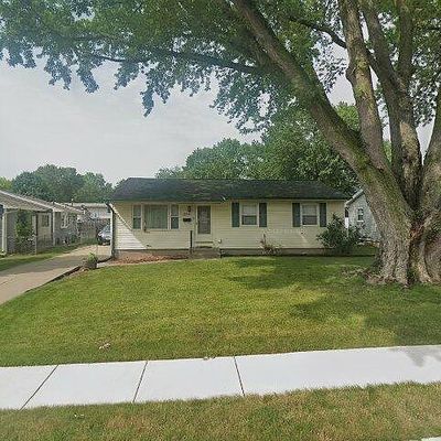 2220 W 35 Th St, Davenport, IA 52806