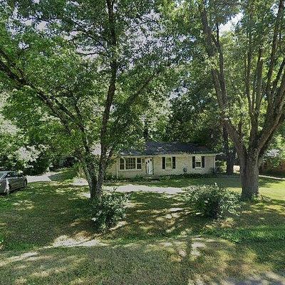 2225 Cherry Dr, Pulaski, TN 38478