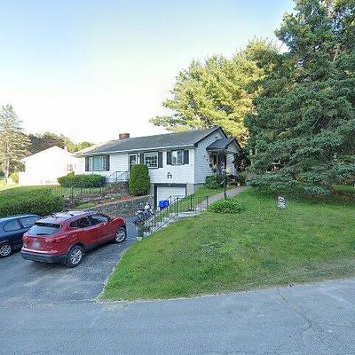 23 Riverview Ter, Brewer, ME 04412