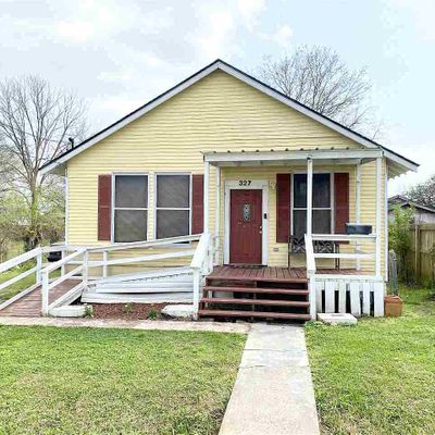 327 Avenue B, Port Neches, TX 77651