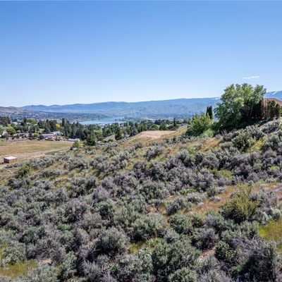 327 Mahogany Ln, Wenatchee, WA 98801