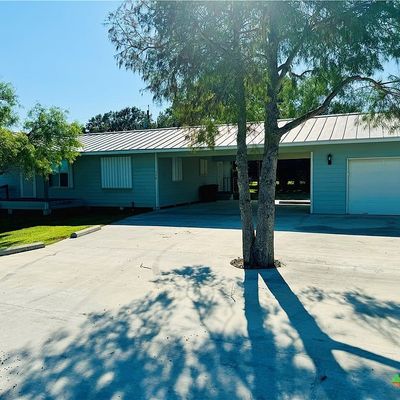 338 Calumet Dr, Palacios, TX 77465