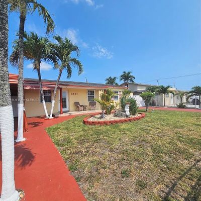 3461 E 9 Th Ct, Hialeah, FL 33013