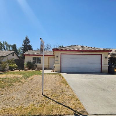 2825 Meadow Ridge Ave, Bakersfield, CA 93308