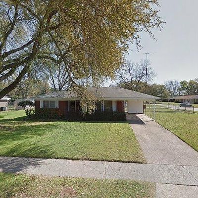 2833 Bolch St, Shreveport, LA 71104