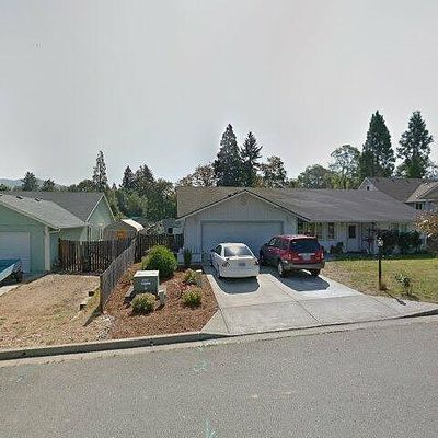295 Outback Ln, Glendale, OR 97442