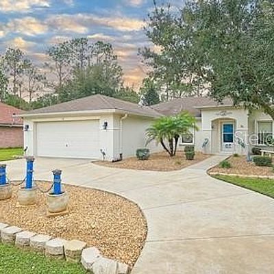 30 White Feather Ln, Palm Coast, FL 32164