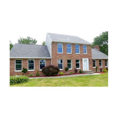 302 Neill Dr, Watertown, CT 06795