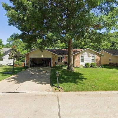 4191 Elkhart Lake Rd, Saint Charles, MO 63304