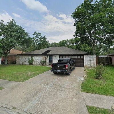 4210 Queenswood St, Baytown, TX 77521