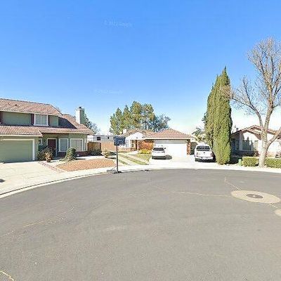 3501 London Dr, Tracy, CA 95376