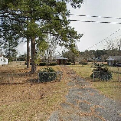 369 Skyline Dr, Thomasville, GA 31757