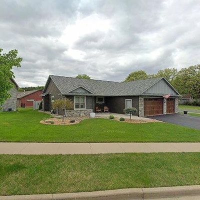 370 Kamloops Pl, River Falls, WI 54022