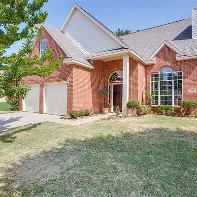 527 Clancy Ln, Lake Dallas, TX 75065