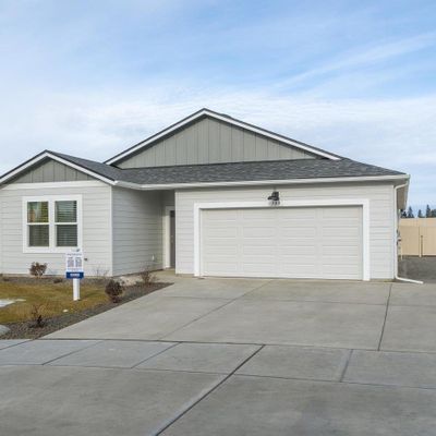 527 E L St, Deer Park, WA 99006