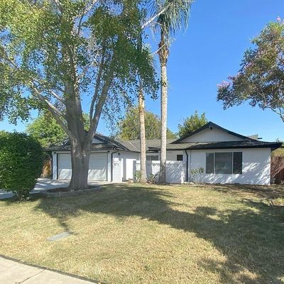 4704 Flicker Dr, Bakersfield, CA 93309