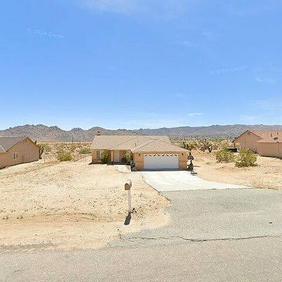 62327 Crestview Dr, Joshua Tree, CA 92252