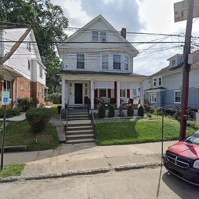 64 Oak Ln, Trenton, NJ 08618