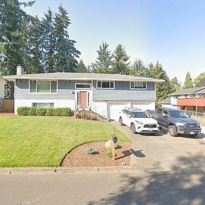 6585 Paola Ct, Gladstone, OR 97027