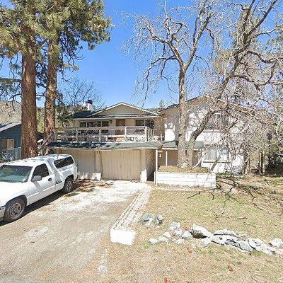 700 Oriole Rd, Wrightwood, CA 92397