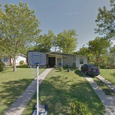 562 Blaze Ave, San Antonio, TX 78218