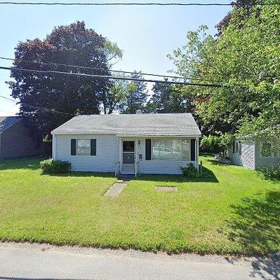 59 Wyola Rd, Swansea, MA 02777