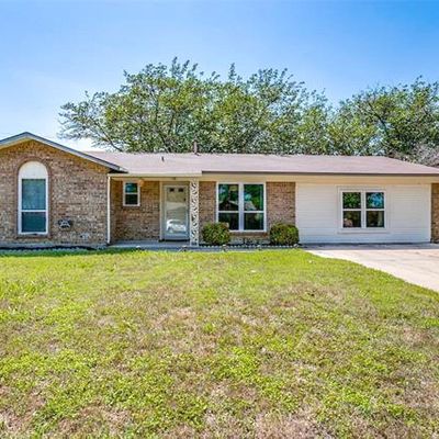 6051 Lalagray Ln, Watauga, TX 76148