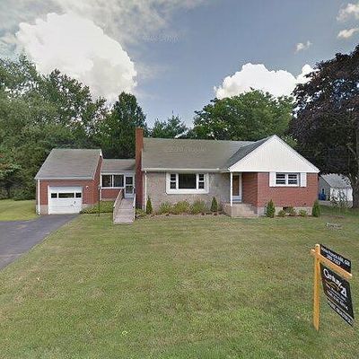 8 Olson Ave, Cromwell, CT 06416