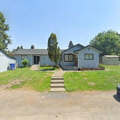 805 N 1 St Ave, Kelso, WA 98626