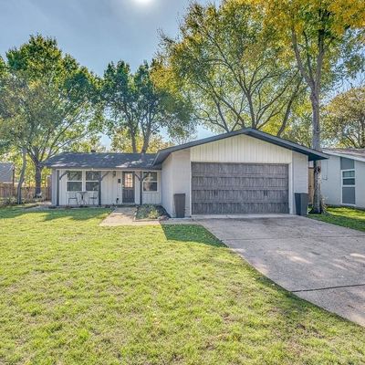 817 Loganwood Ave, Richardson, TX 75080